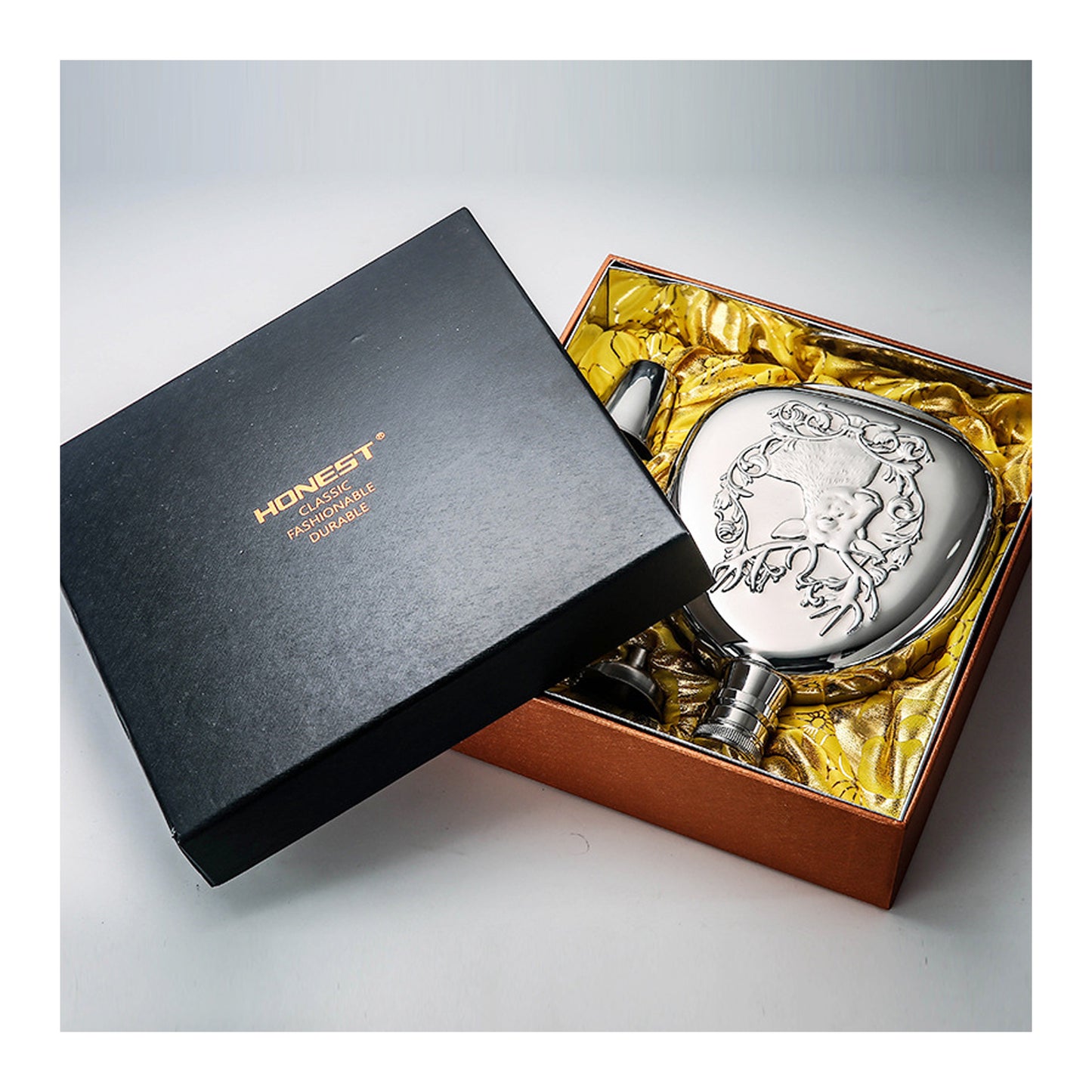 Honest 304 Stainless Steel Hip Flask 17oz Large Capacity Outdoor Liquor Flask Gift Set with Funnel