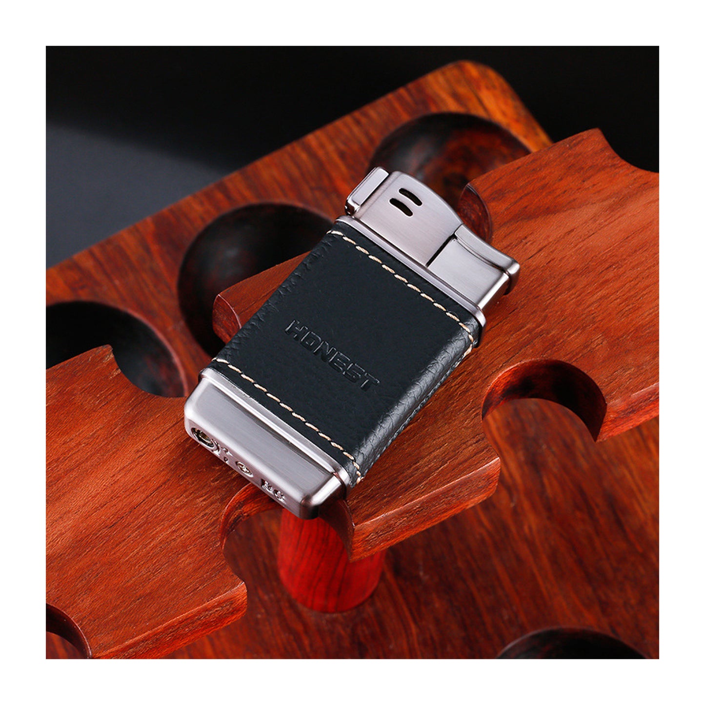 Honest Angled Flame Lighter Classic Retro Refillable Butane Lighter for Men Gift