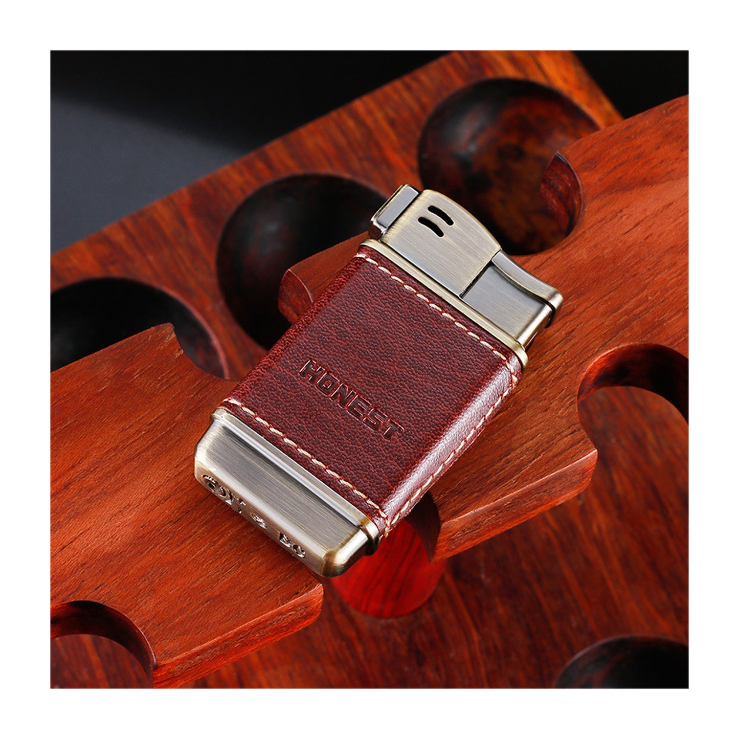 Honest Angled Flame Lighter Classic Retro Refillable Butane Lighter for Men Gift