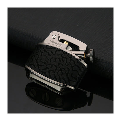 Honest Retro Lighter Wheel Kerosene Groove Copper Old-Fashioned Gasoline Brass High-End Foreskin Cigarette Personalized One-Button Ejection Ignition