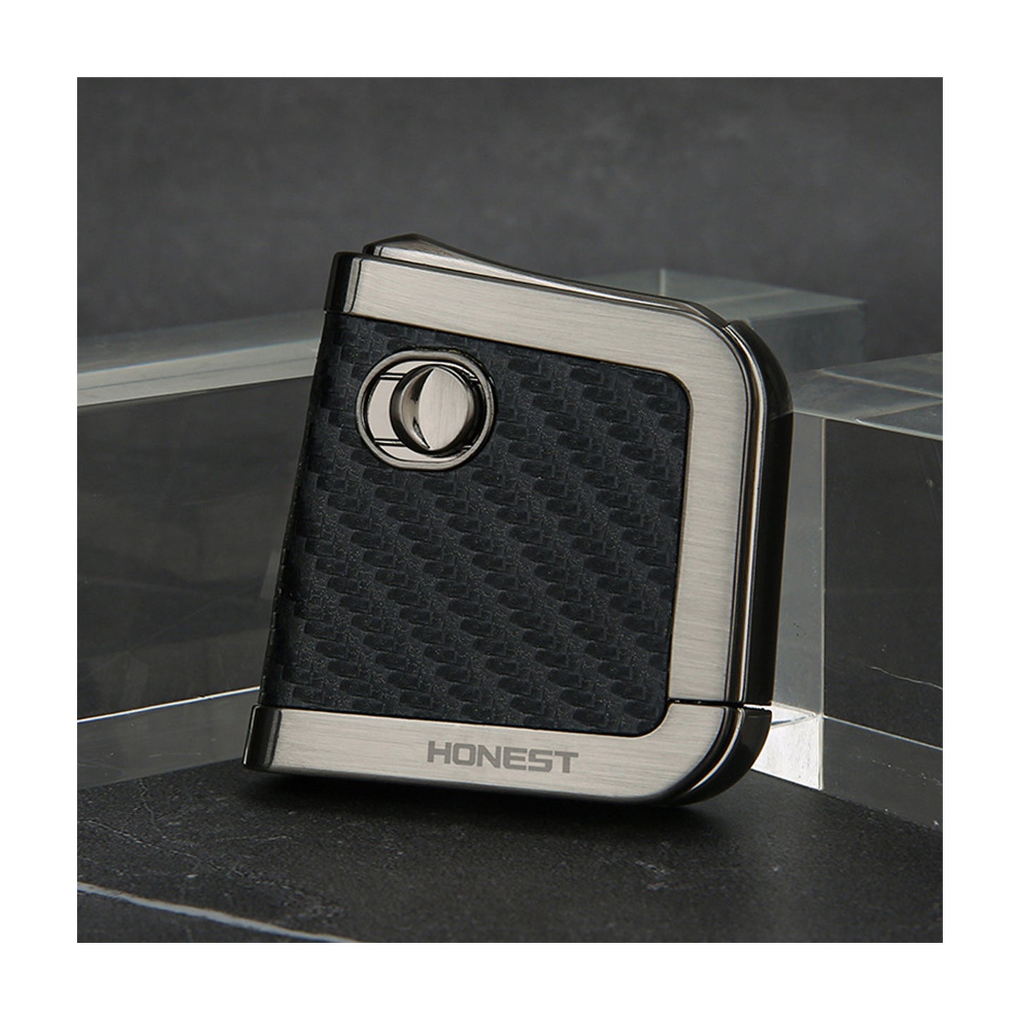 Honest Leather Metal One Piece Cast Vintage Retro Kerosene Lighter Refillable Fuel Push Ignition Design Windproof Trench